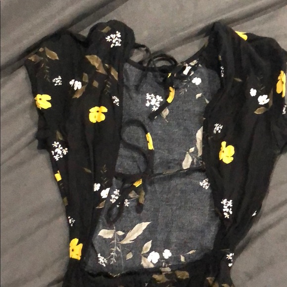 Donated- flower dress Urban outfitters - Picture 5 of 5